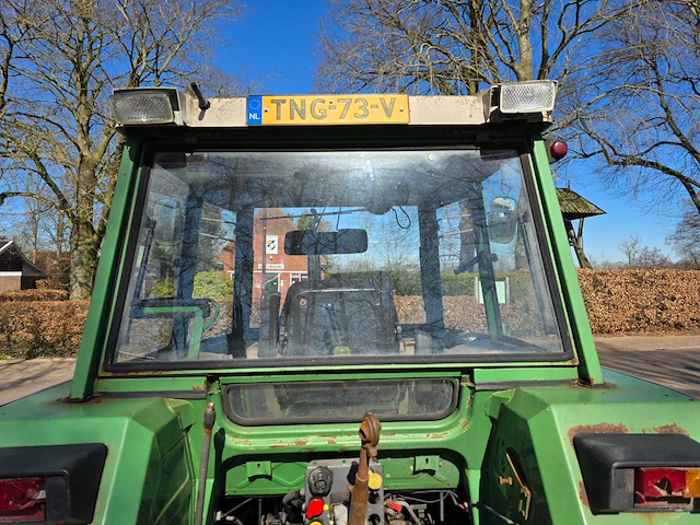Fendt 305 lsa vierwielaangedreven landbouwtractor - afbeelding 8 van  42