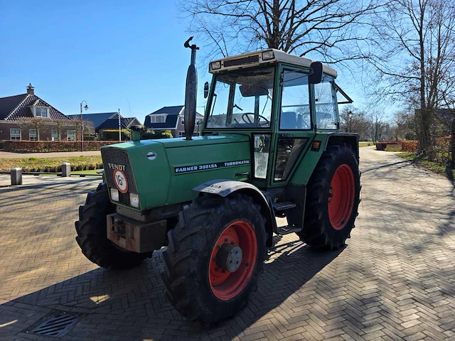 Fendt 305 lsa vierwielaangedreven landbouwtractor - afbeelding 1 van  42