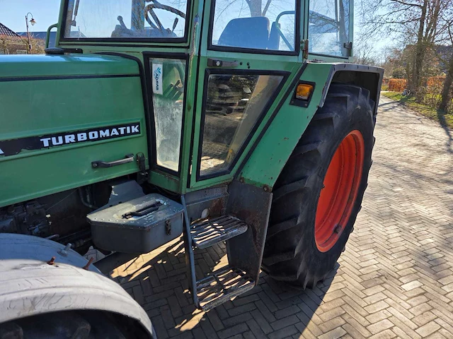 Fendt 305 lsa vierwielaangedreven landbouwtractor - afbeelding 15 van  42