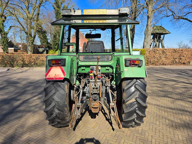Fendt 305 lsa vierwielaangedreven landbouwtractor - afbeelding 42 van  42