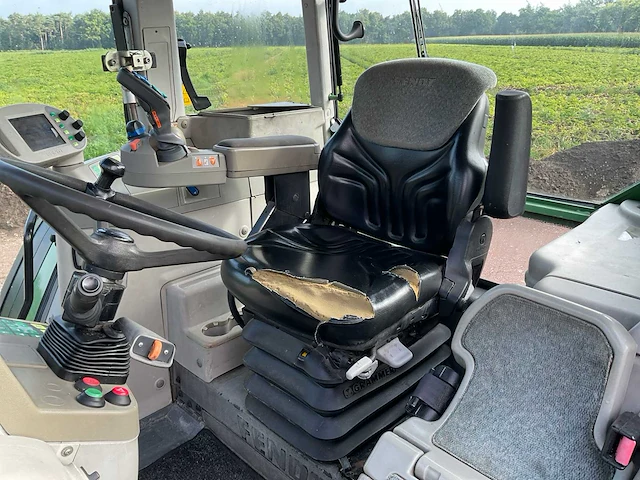 Fendt 714 vario tms vierwielaangedreven landbouwtractor - afbeelding 22 van  40