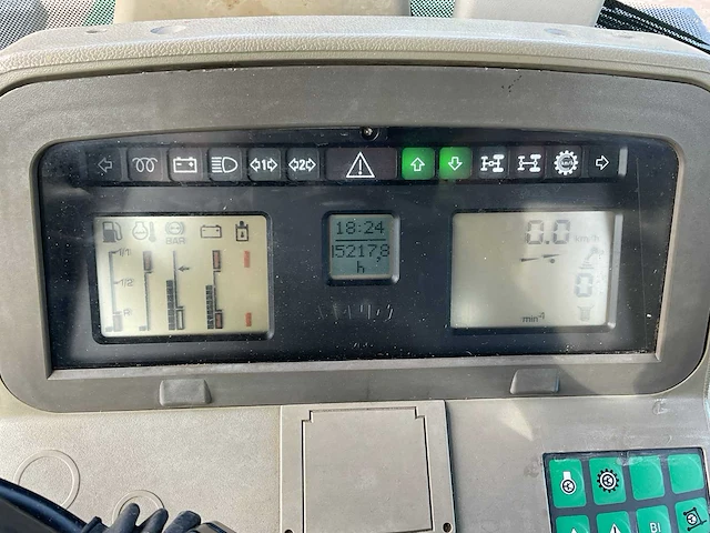 Fendt 714 vario tms vierwielaangedreven landbouwtractor - afbeelding 27 van  40