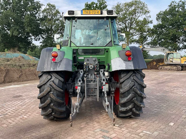 Fendt 714 vario tms vierwielaangedreven landbouwtractor - afbeelding 34 van  40