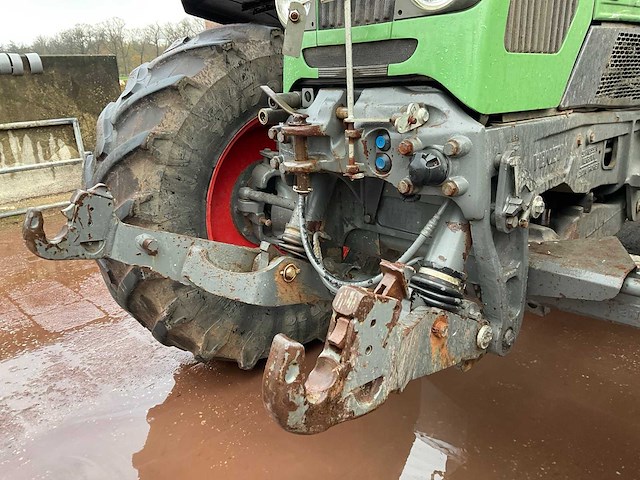 Fendt 818 vario tms vierwielaangedreven landbouwtractor - afbeelding 6 van  34
