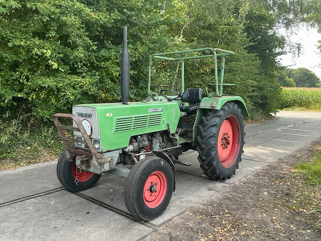 Fendt farmer 103 oldtimer tractor - afbeelding 1 van  25