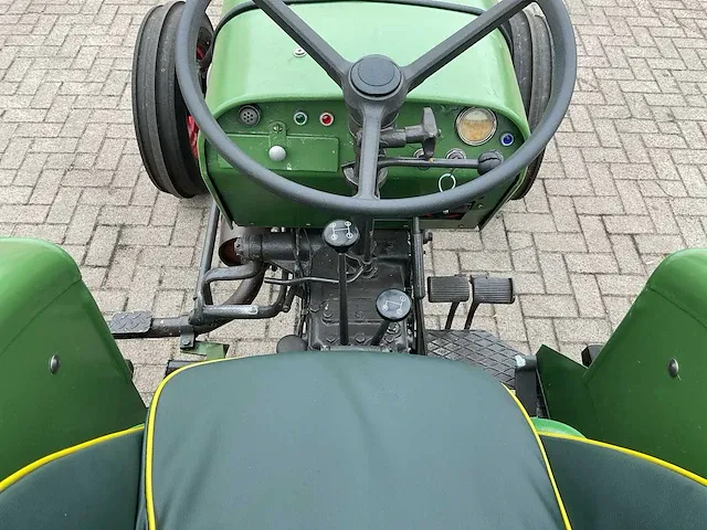 Fendt farmer 2 oldtimer tractor - afbeelding 7 van  22