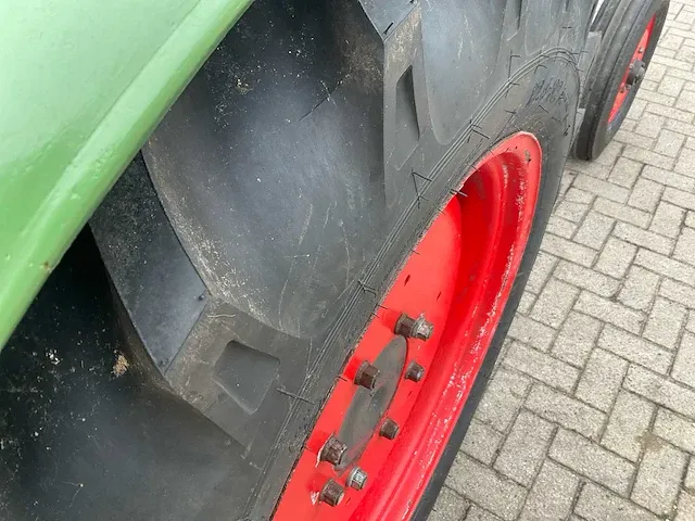 Fendt farmer 2 oldtimer tractor - afbeelding 9 van  22