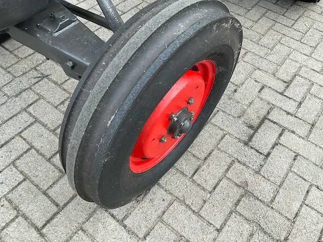 Fendt farmer 2 oldtimer tractor - afbeelding 13 van  22