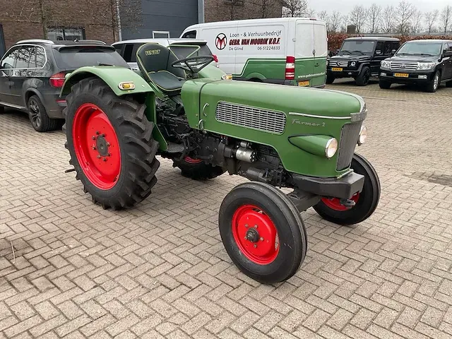 Fendt farmer 2 oldtimer tractor - afbeelding 12 van  22