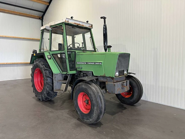 Fendt farmer 303 ls turbomatik met kenteken thp-32-l - afbeelding 11 van  13