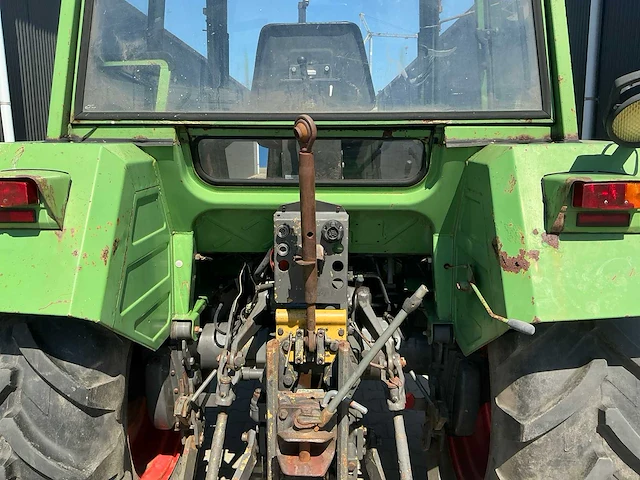 Fendt farmer 303ls turbomatic tweewielaangedreven landbouwtractor - afbeelding 2 van  26