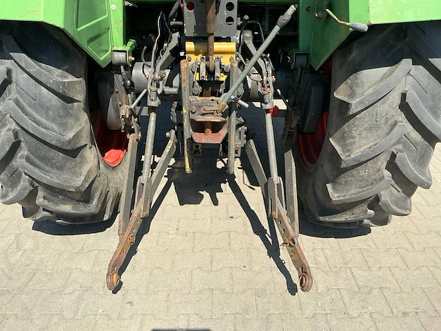 Fendt farmer 303ls turbomatic tweewielaangedreven landbouwtractor - afbeelding 3 van  26