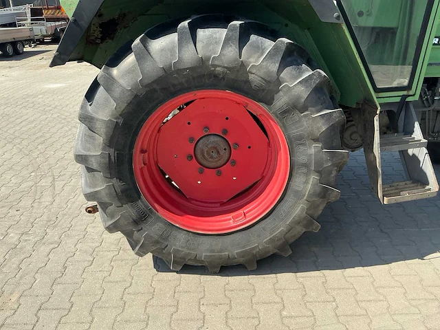 Fendt farmer 303ls turbomatic tweewielaangedreven landbouwtractor - afbeelding 4 van  26