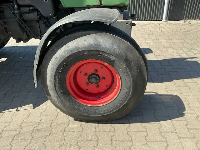Fendt farmer 303ls turbomatic tweewielaangedreven landbouwtractor - afbeelding 6 van  26