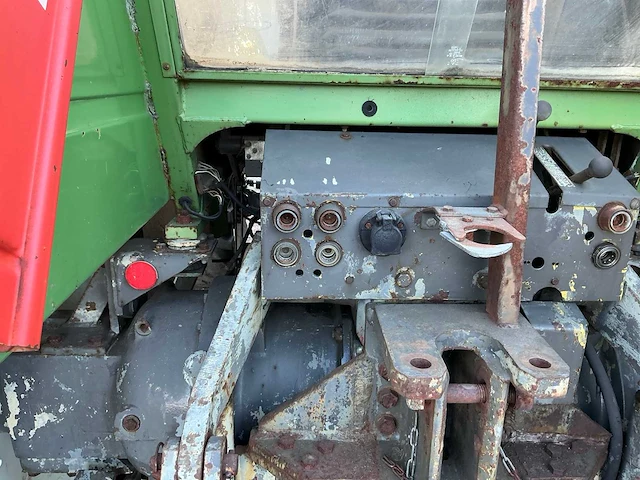 Fendt favoriet 614 ls vierwielaangedreven landbouwtractor - afbeelding 13 van  45