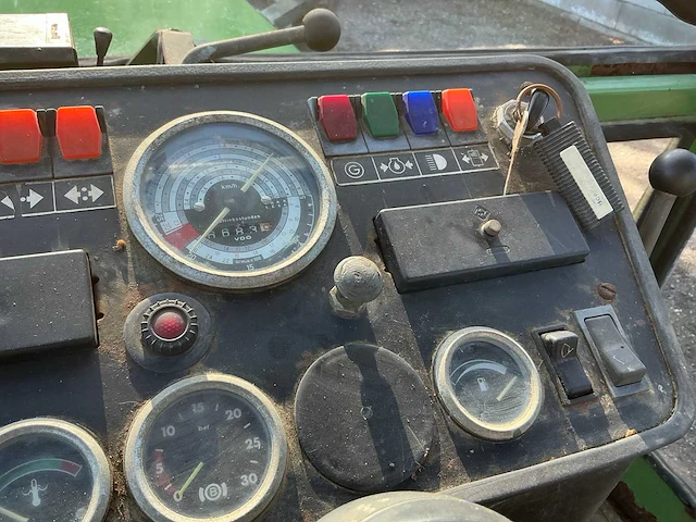 Fendt favoriet 614 ls vierwielaangedreven landbouwtractor - afbeelding 25 van  45