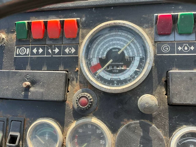 Fendt favoriet 614 ls vierwielaangedreven landbouwtractor - afbeelding 26 van  45