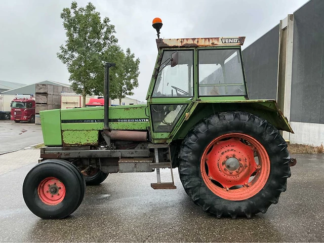 Fendt favorit 600 ls turbomatik tweewielaangedreven landbouwtractor - afbeelding 25 van  25