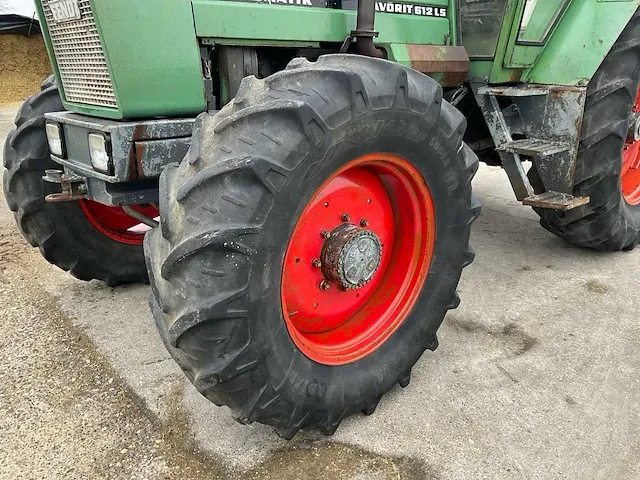 Fendt favorit 612ls vierwielaangedreven landbouwtractor - afbeelding 2 van  31