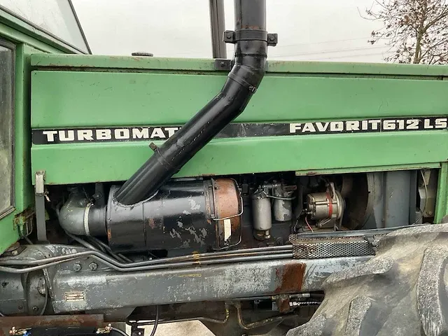 Fendt favorit 612ls vierwielaangedreven landbouwtractor - afbeelding 9 van  31