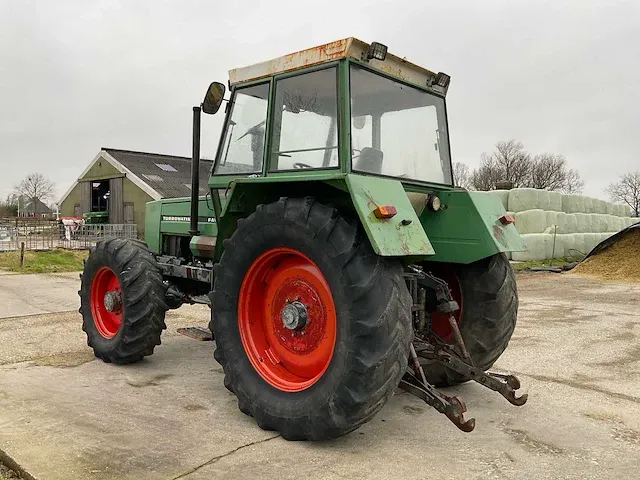 Fendt favorit 612ls vierwielaangedreven landbouwtractor - afbeelding 23 van  31