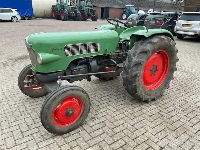 Fendt fix 2 fl 120 oldtimer tractor - afbeelding 1 van  16