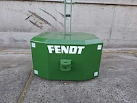Fendt frontgewicht 550kg - afbeelding 1 van  3