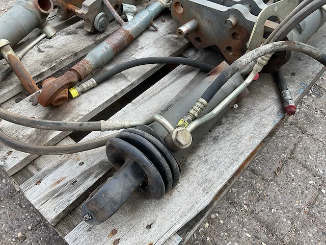 Fendt fronthefinrichting (400 en 700 serie) - afbeelding 5 van  6
