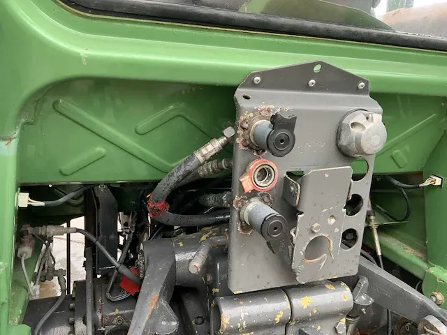 Fendt turbomatik farmer 309ls vierwielaangedreven landbouwtractor - afbeelding 3 van  39