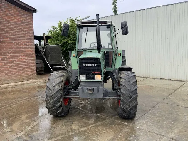 Fendt turbomatik farmer 309ls vierwielaangedreven landbouwtractor - afbeelding 12 van  39