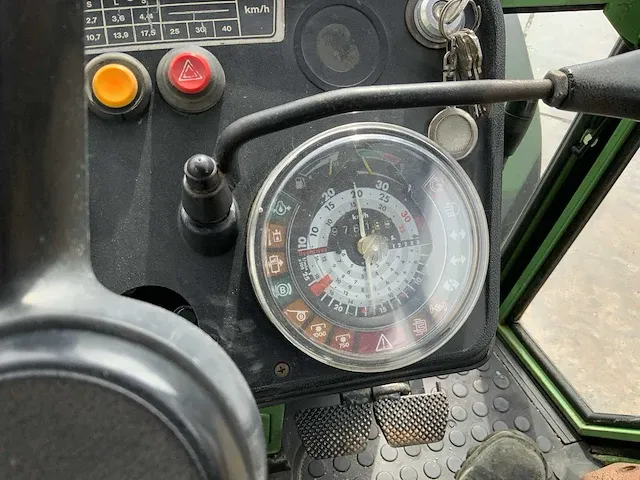 Fendt turbomatik farmer 309ls vierwielaangedreven landbouwtractor - afbeelding 27 van  39