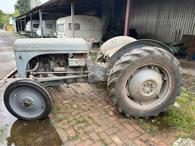 Ferguson - oldtimer - tractor - 1950 - afbeelding 4 van  17