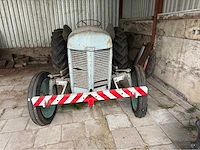 Ferguson - oldtimer - tractor - 1950 - afbeelding 9 van  17