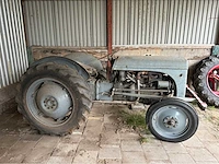 Ferguson - oldtimer - tractor - 1950 - afbeelding 11 van  17