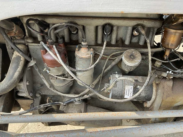 Ferguson ted oldtimer tractor - afbeelding 8 van  26