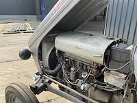 Ferguson ted oldtimer tractor - afbeelding 14 van  26