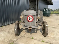 Ferguson ted oldtimer tractor - afbeelding 20 van  26
