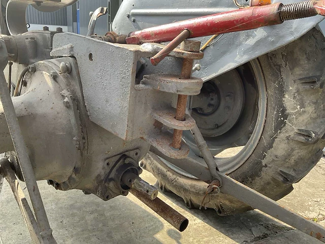 Ferguson ted oldtimer tractor - afbeelding 26 van  26
