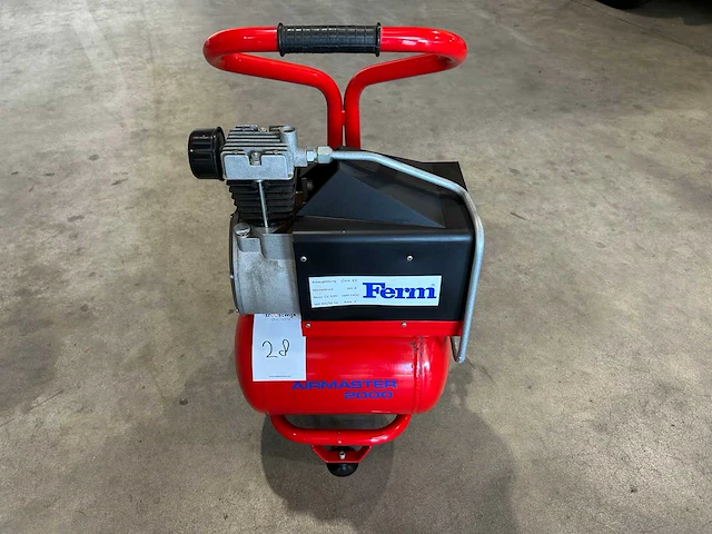 Ferm airmaster 2000 luchtcompressor - afbeelding 1 van  4