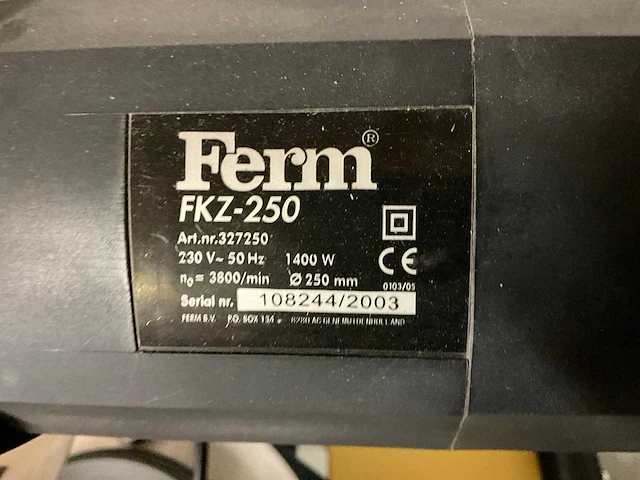 Ferm fkz-250 afkortcirkelzaagmachine - afbeelding 8 van  8