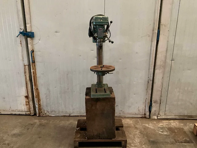 Ferm fm16/5/220 kolomboormachine op statief - afbeelding 2 van  5