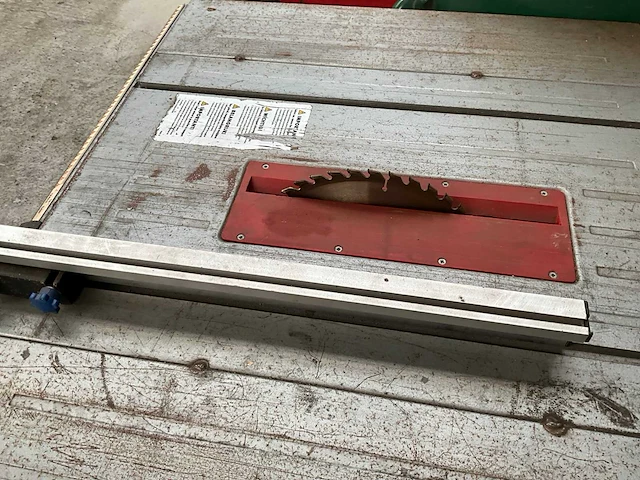 Ferm fzt-250en afkortcirkelzaagmachine met spero s10-2042 afzuiging - afbeelding 6 van  10
