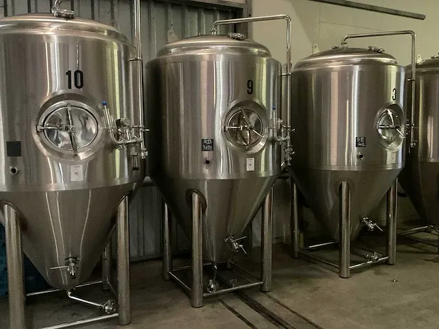 Fermentatie tank 1500 liter (c) - afbeelding 2 van  8