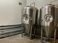 Fermentatie tank 1500 liter (c) - afbeelding 1 van  8