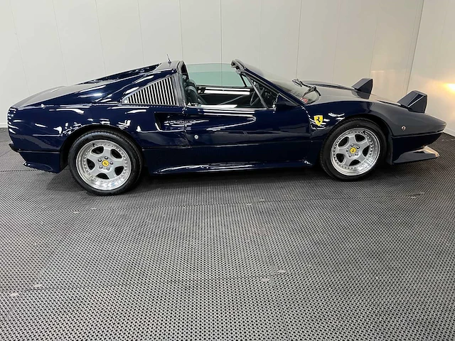 Ferrari - 308 - gt spider inj. - zender - oldtimer - 1982 - afbeelding 5 van  66