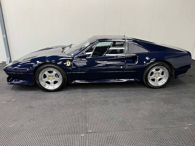 Ferrari - 308 - gt spider inj. - zender - oldtimer - 1982 - afbeelding 45 van  66