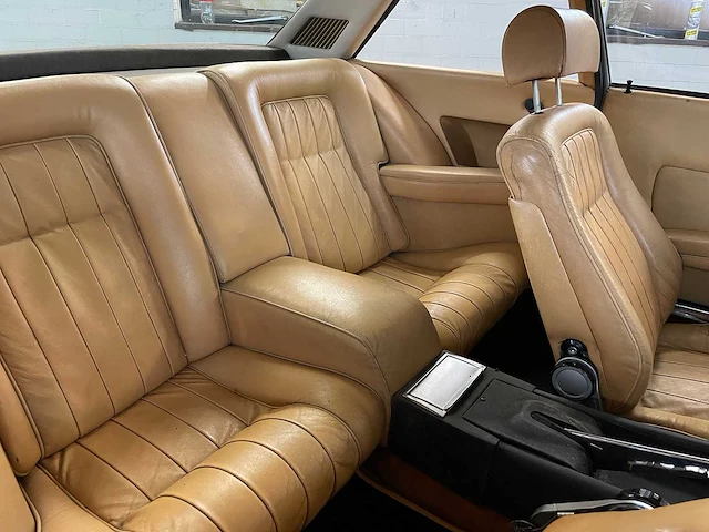 Ferrari - 365 gt4 - 2x2 - oldtimer - 1973 - afbeelding 22 van  40