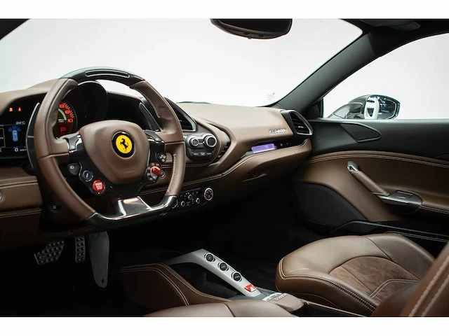 Ferrari - 488 - 3.9 gtb hele - 2017 - x-898-kz - afbeelding 9 van  57