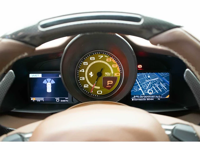 Ferrari - 488 - 3.9 gtb hele - 2017 - x-898-kz - afbeelding 13 van  57
