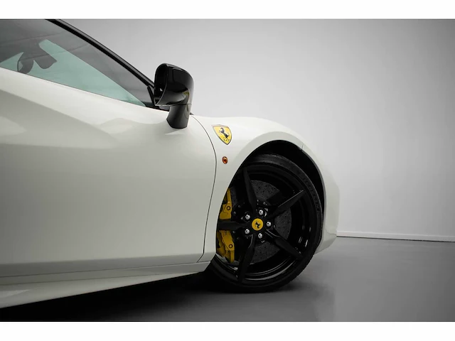 Ferrari - 488 - 3.9 gtb hele - 2017 - x-898-kz - afbeelding 39 van  57
